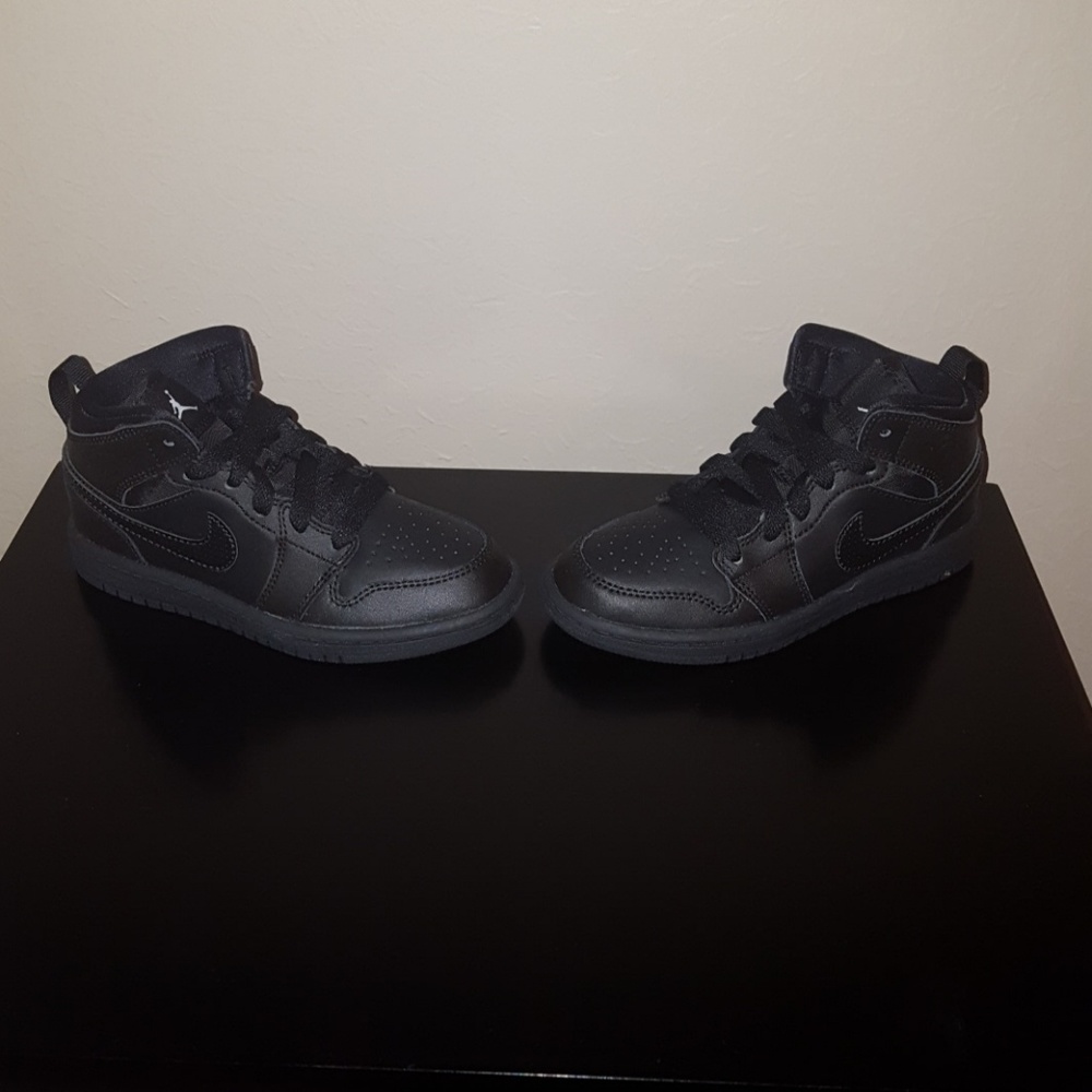 Toddler SZ 11.5 Jordan 1